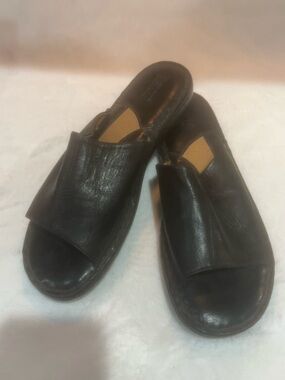 Born Black Leather Open-Toe Slip-On Mules